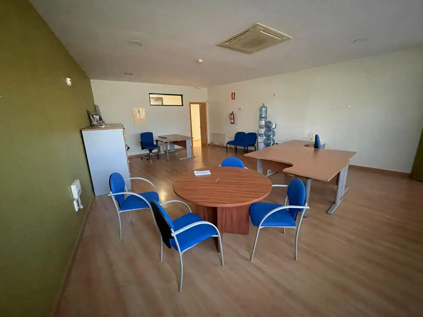 Office space with lift for sale in Los Barrios, imagen 3