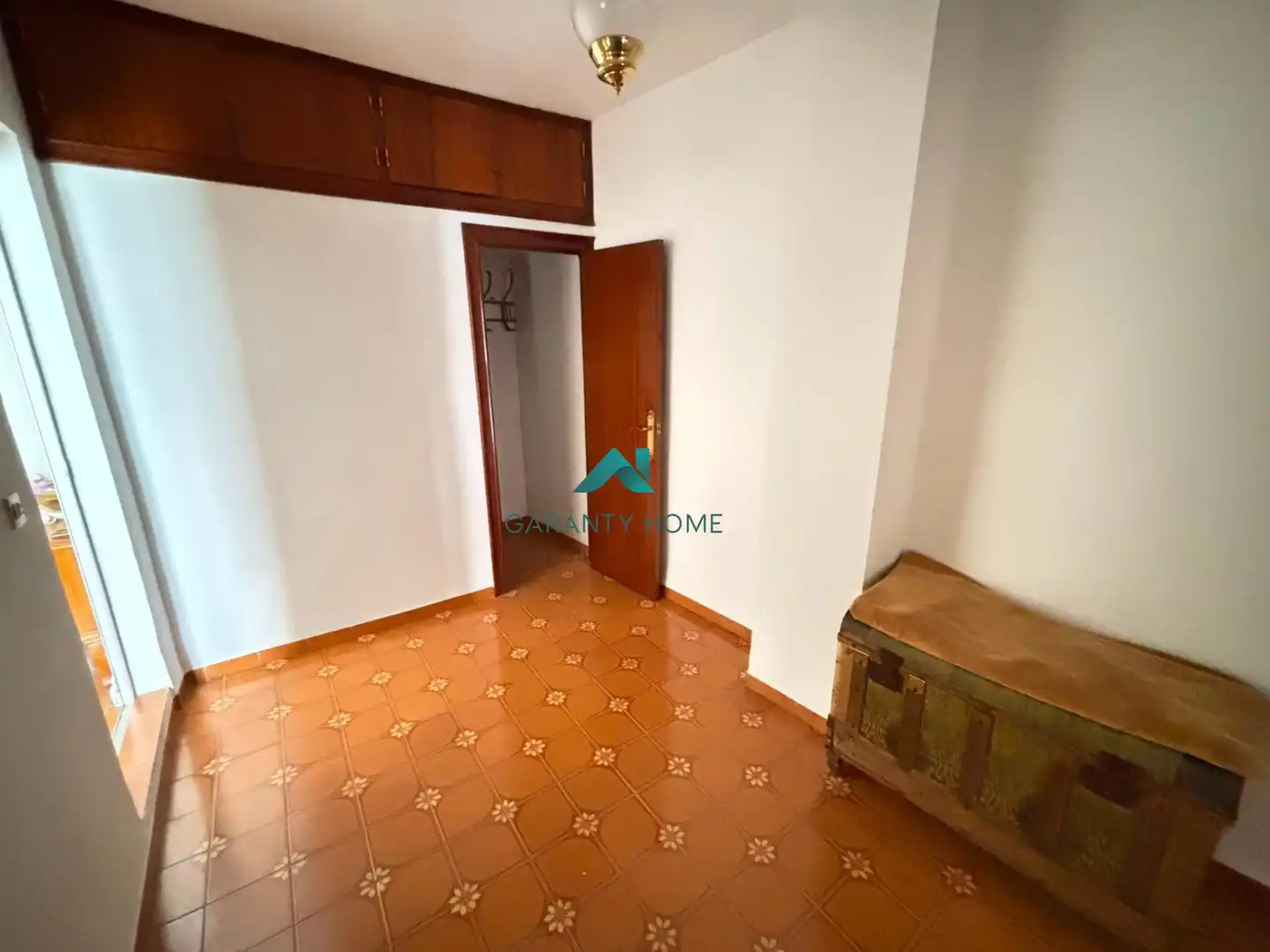 Houses for sale in Jamilena  with Air Conditioner, Terrace and Balcony