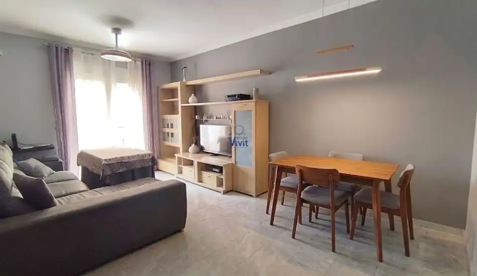 Sala d'estar de Pis en venda en Alcalá de Guadaira amb Terrassa