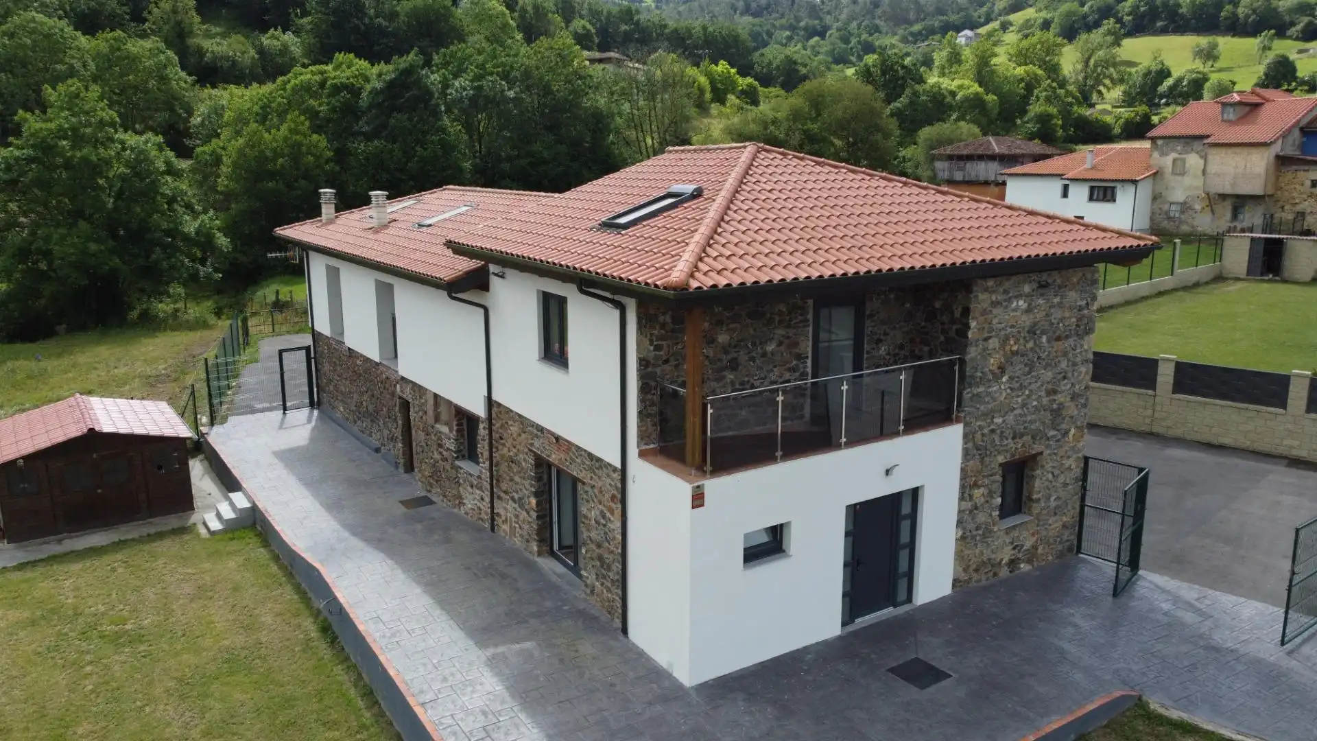 Vista exterior de Casa o chalet en venta en Grado con Calefacción, Terraza y Trastero