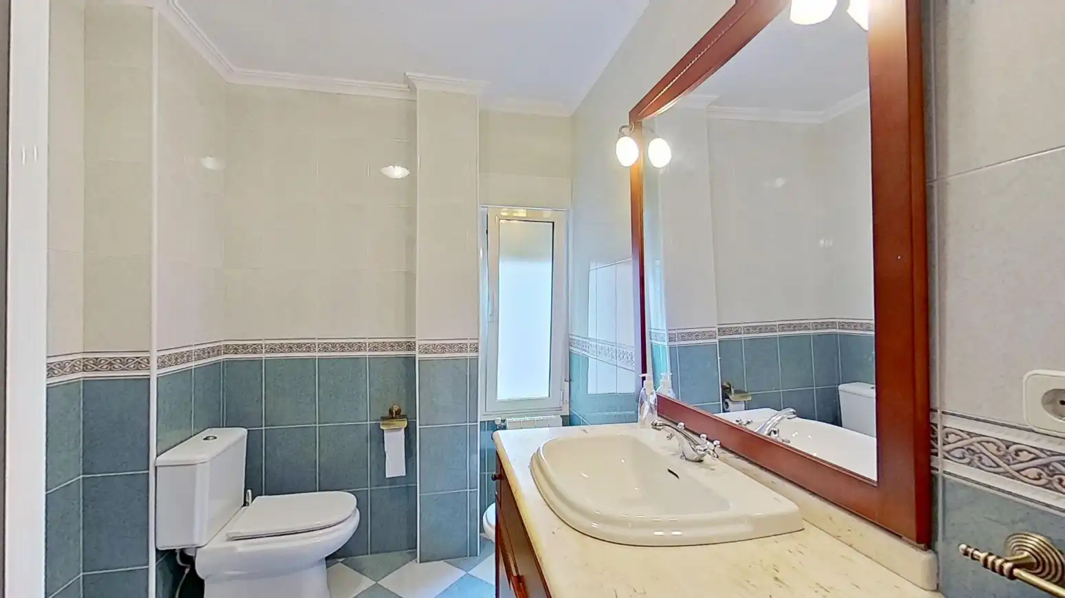 Bathroom of Flat for sale in Suances  with Heating and Balcony