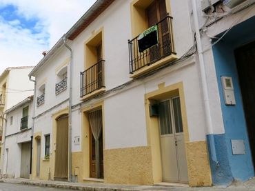 Casa rustica con balcone in vendita a Tàrbena
