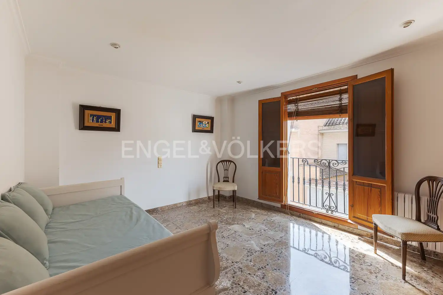 Piso con terraza en alquiler en Calle Sant bernat i les germanes, imagen 15