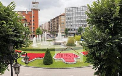 Exterior view of Flat for sale in Oviedo   with Heating, Parquet flooring and Storage room