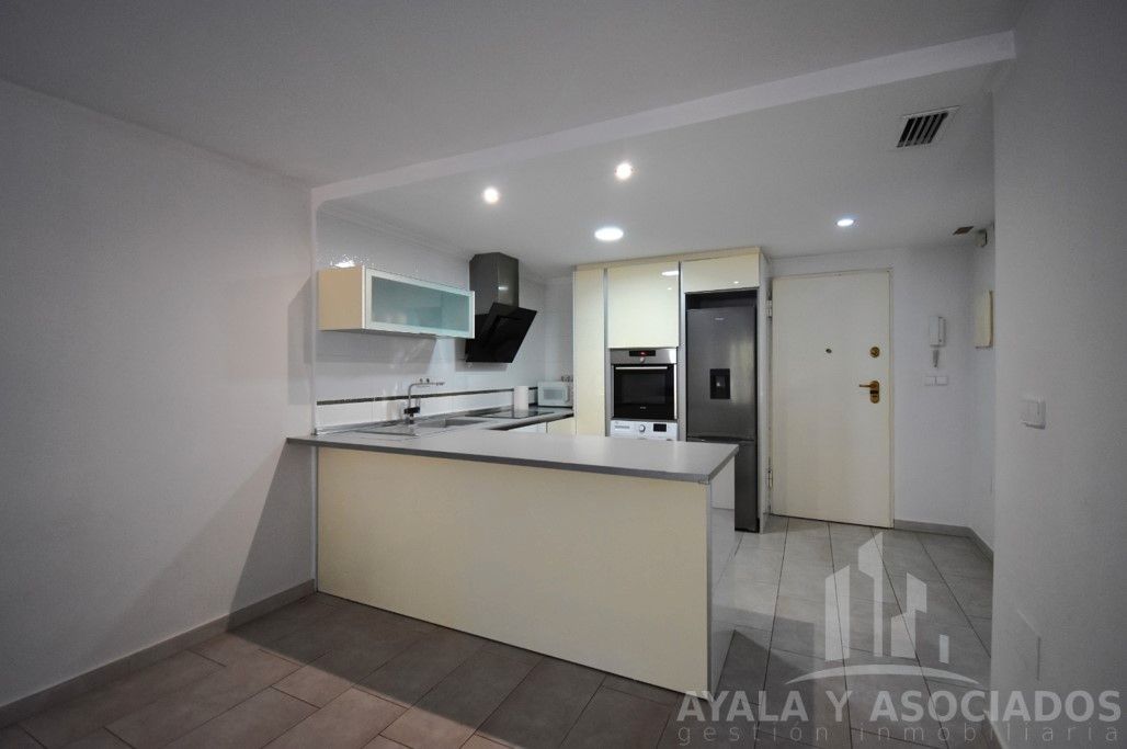 Cocina de Piso en venta en Cartagena con Aire acondicionado, Calefacción y Trastero