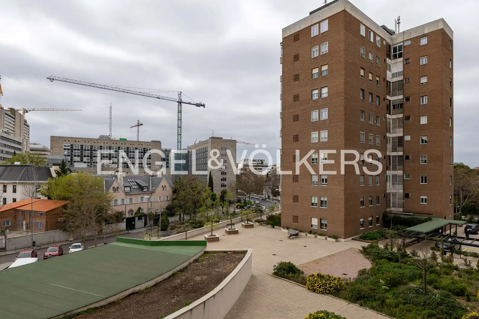 Vista exterior de Piso en venta en Madrid con Aire acondicionado, Calefacción y Parquet