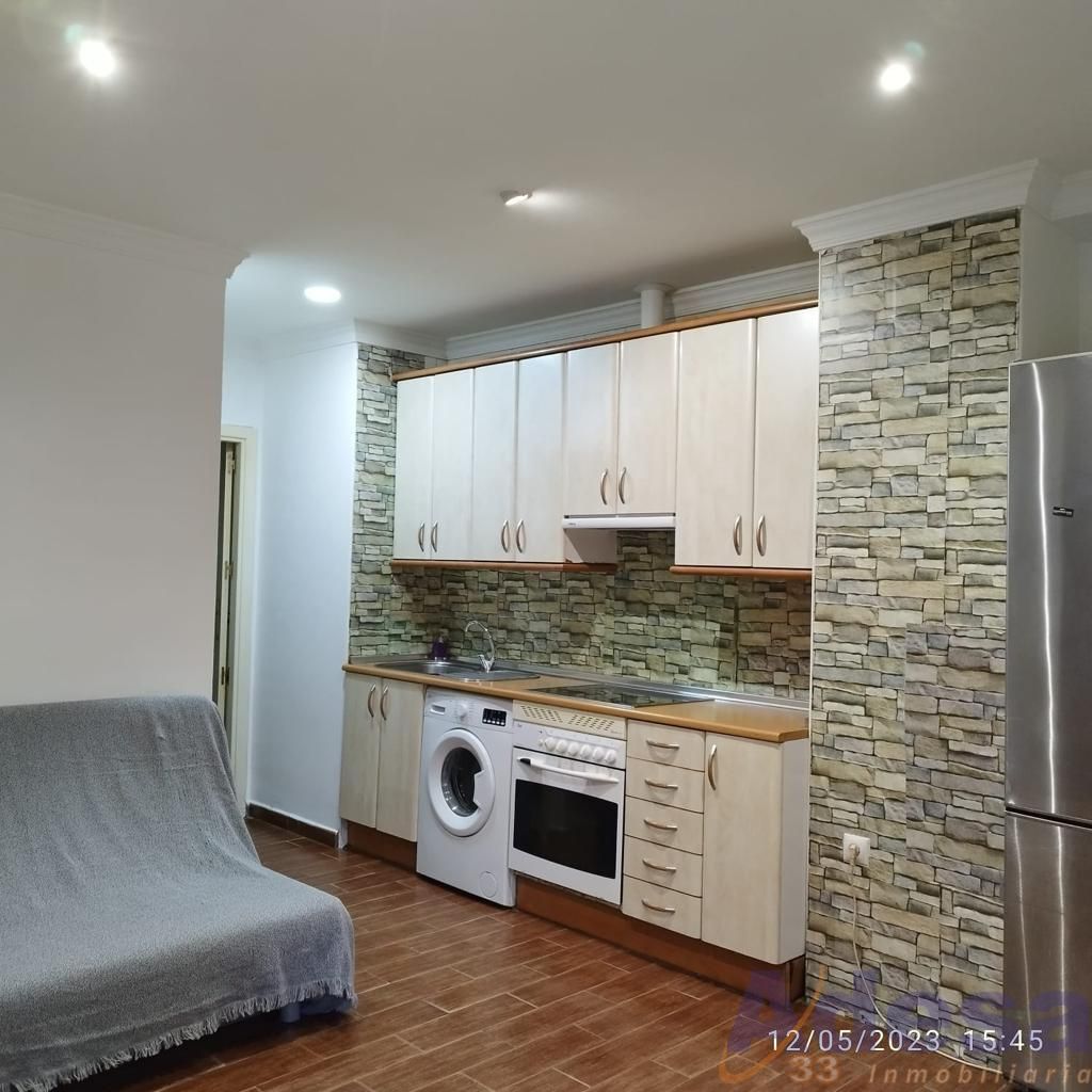 Kitchen of Flat for sale in  Madrid Capital  with Heating