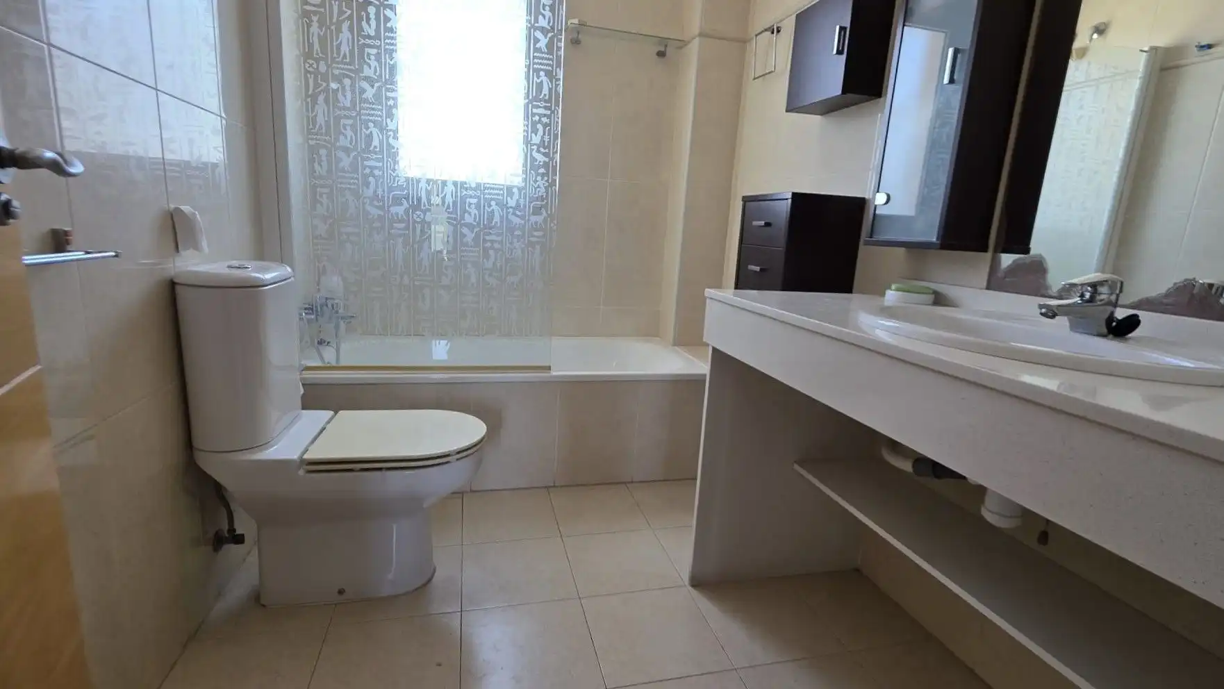 Baño de Piso en venta en Gandia con Aire acondicionado, Calefacción y Terraza