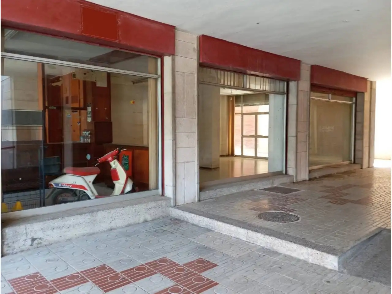 Local comercial en venda a La Bisbal d'Empordà