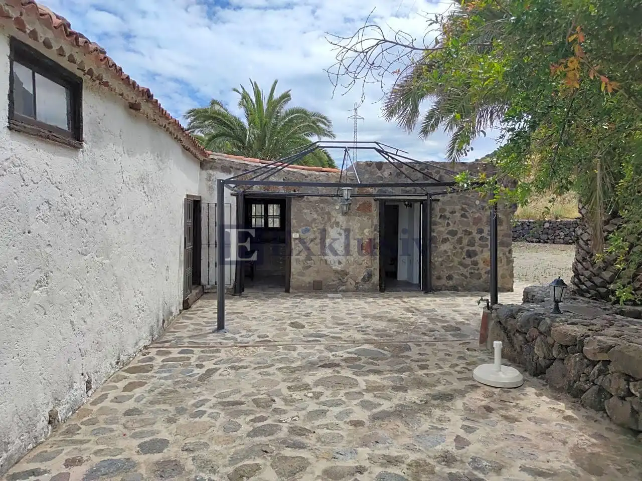 Country homes for sale in Buenavista del Norte