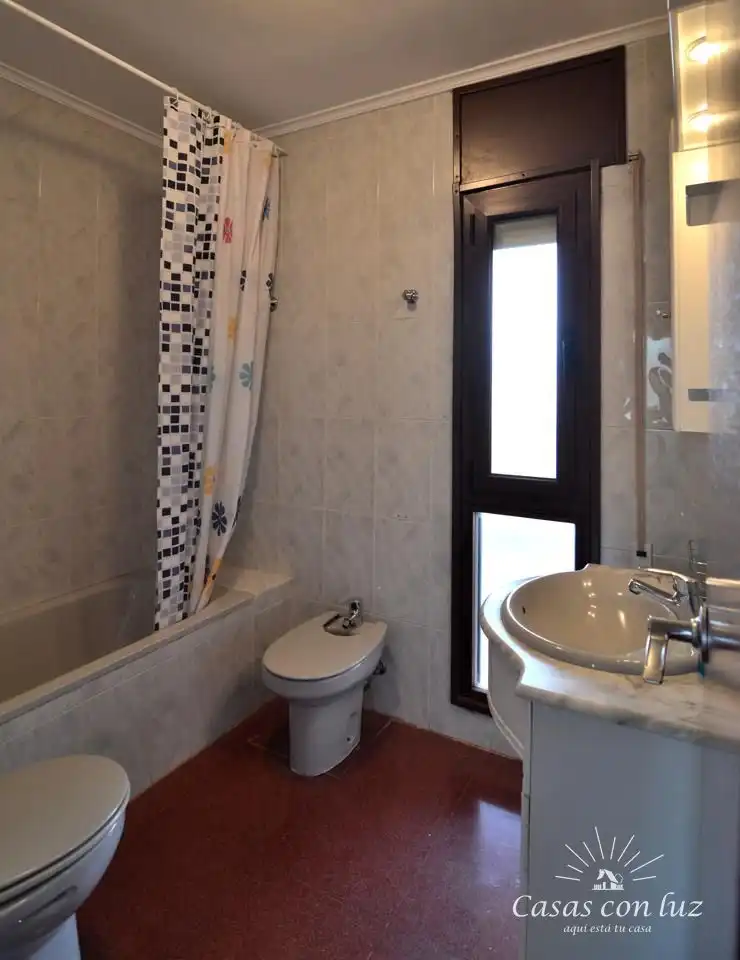 Baño de Casa o chalet en venta en Zaragoza con Jardín privado, Trastero y Piscina