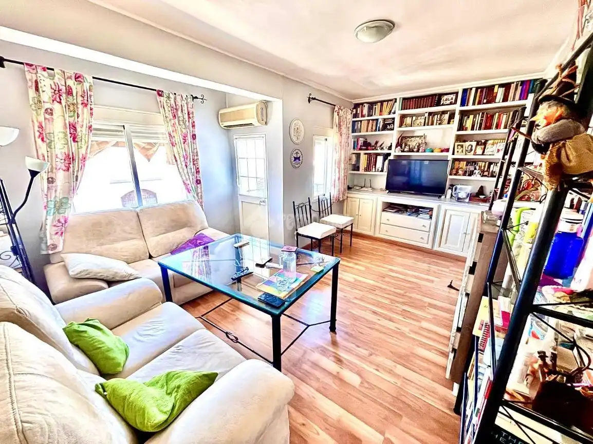 Living room of Flat for sale in Posadas  with Air Conditioner, Heating and Terrace