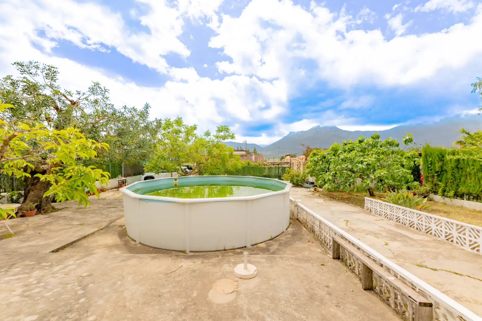 Piscina de Casa adosada en venda en Alcalalí amb Aire condicionat