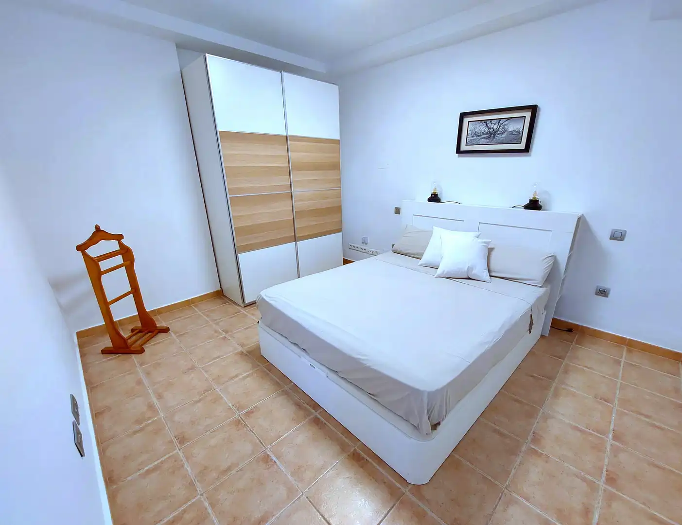 Habitación de Apartamento de alquiler en Las Palmas de Gran Canaria con Jardín privado, Terraza y Amueblado