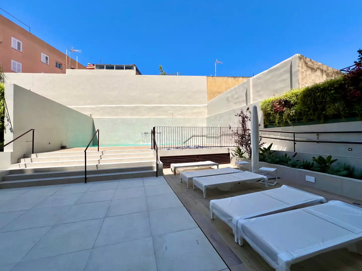 Terrasse von Wohnung zum Verkauf in  Palma de Mallorca mit Klimaanlage, Heizung und Abstellraum