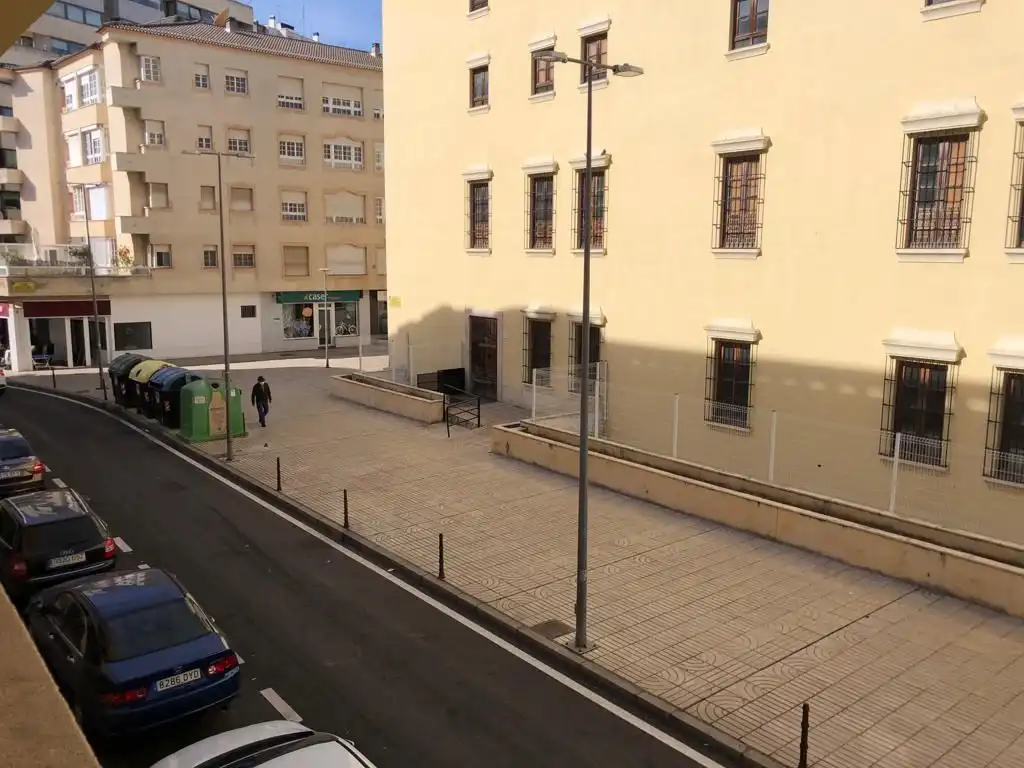 Außenansicht von Büro zur Miete in Badajoz