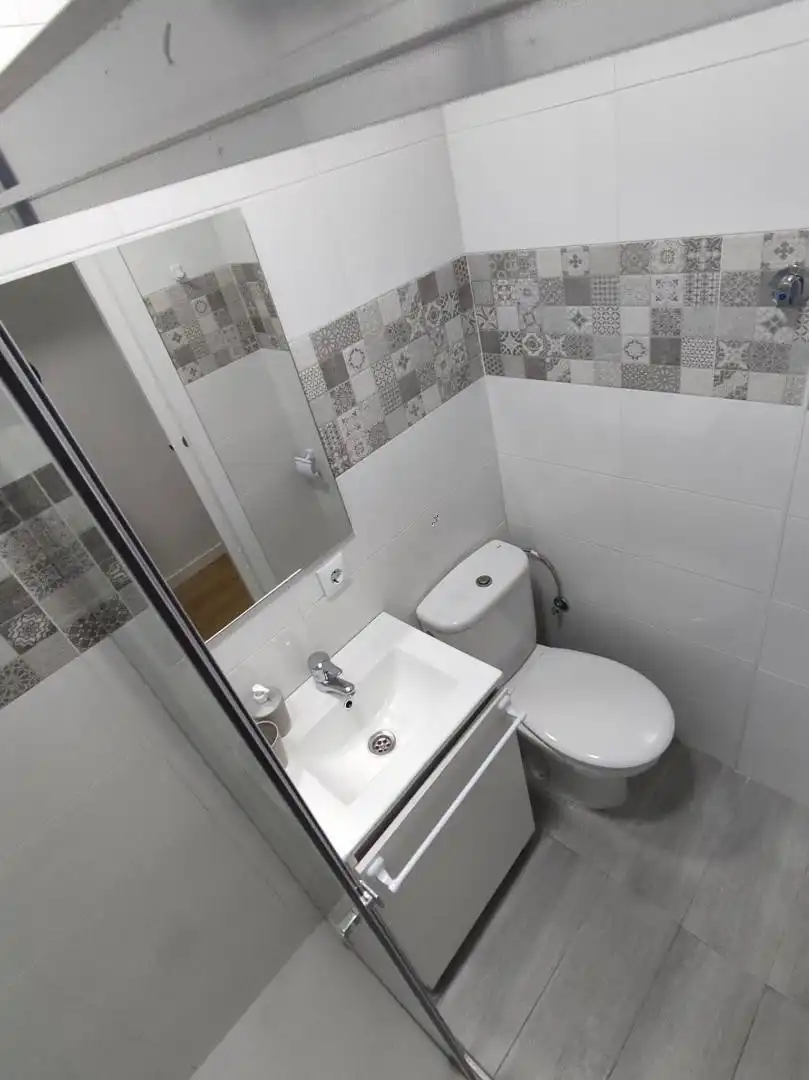 Baño de Estudio de alquiler en Xirivella con Amueblado