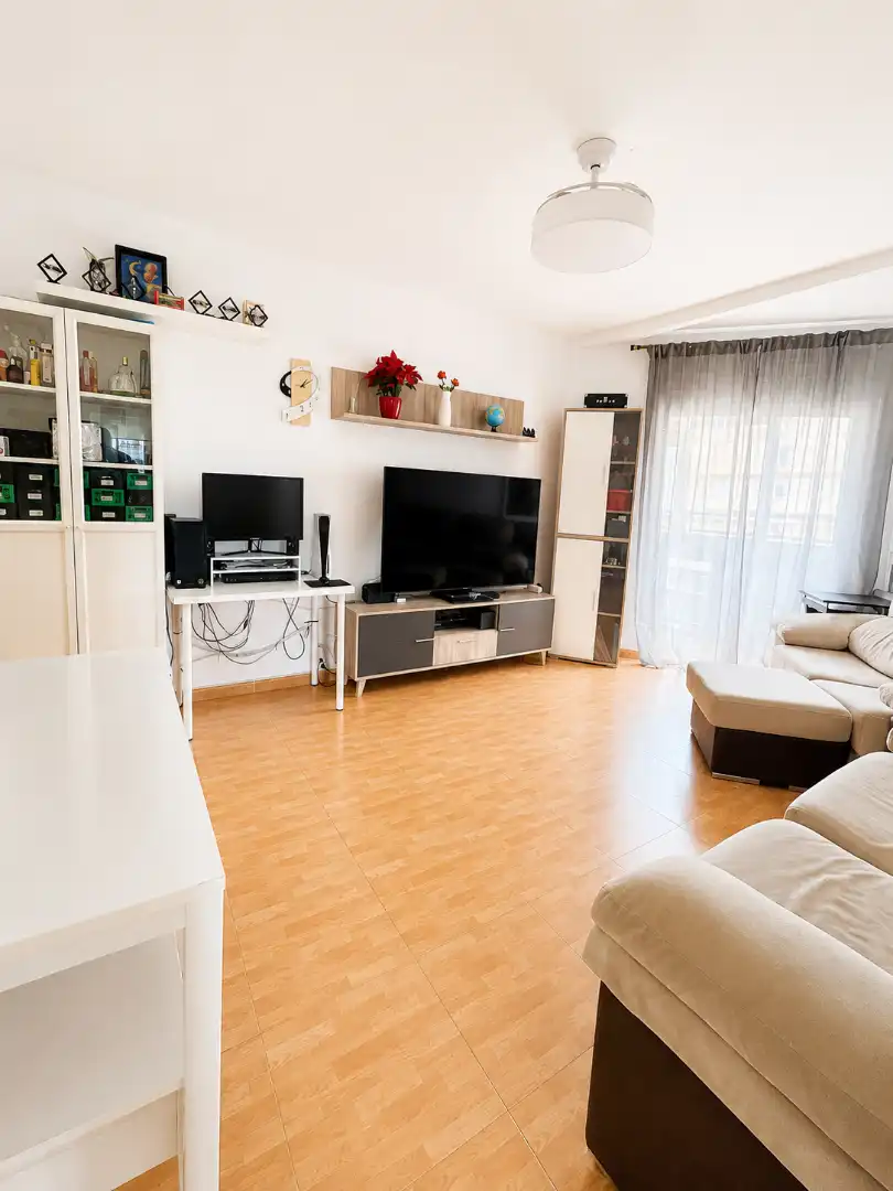 Wohnzimmer von Wohnung zum Verkauf in Torremolinos mit Klimaanlage, Terrasse und Möbliert