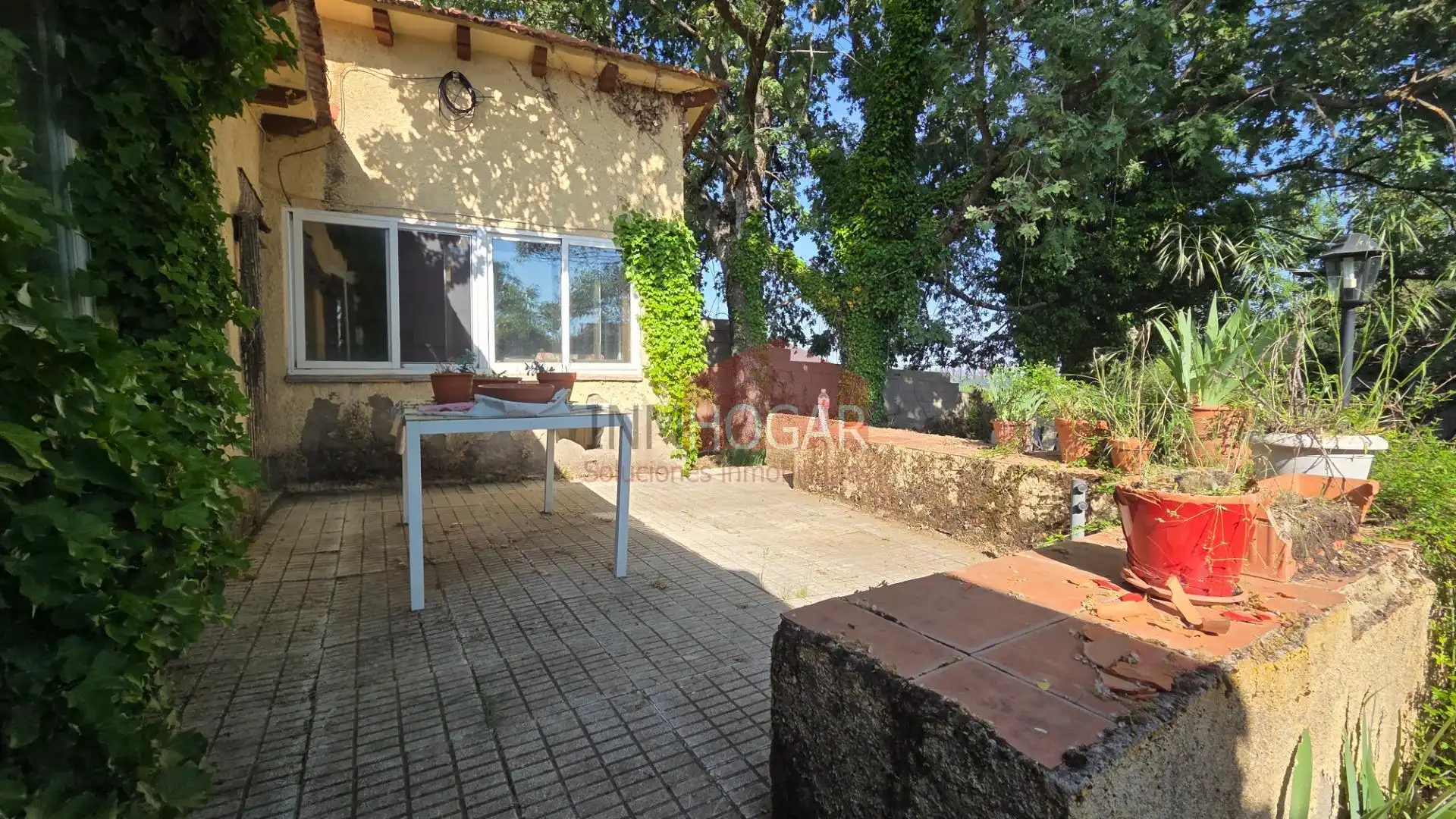 Jardí de Casa o xalet en venda en Herradón de Pinares amb Calefacció i Moblat