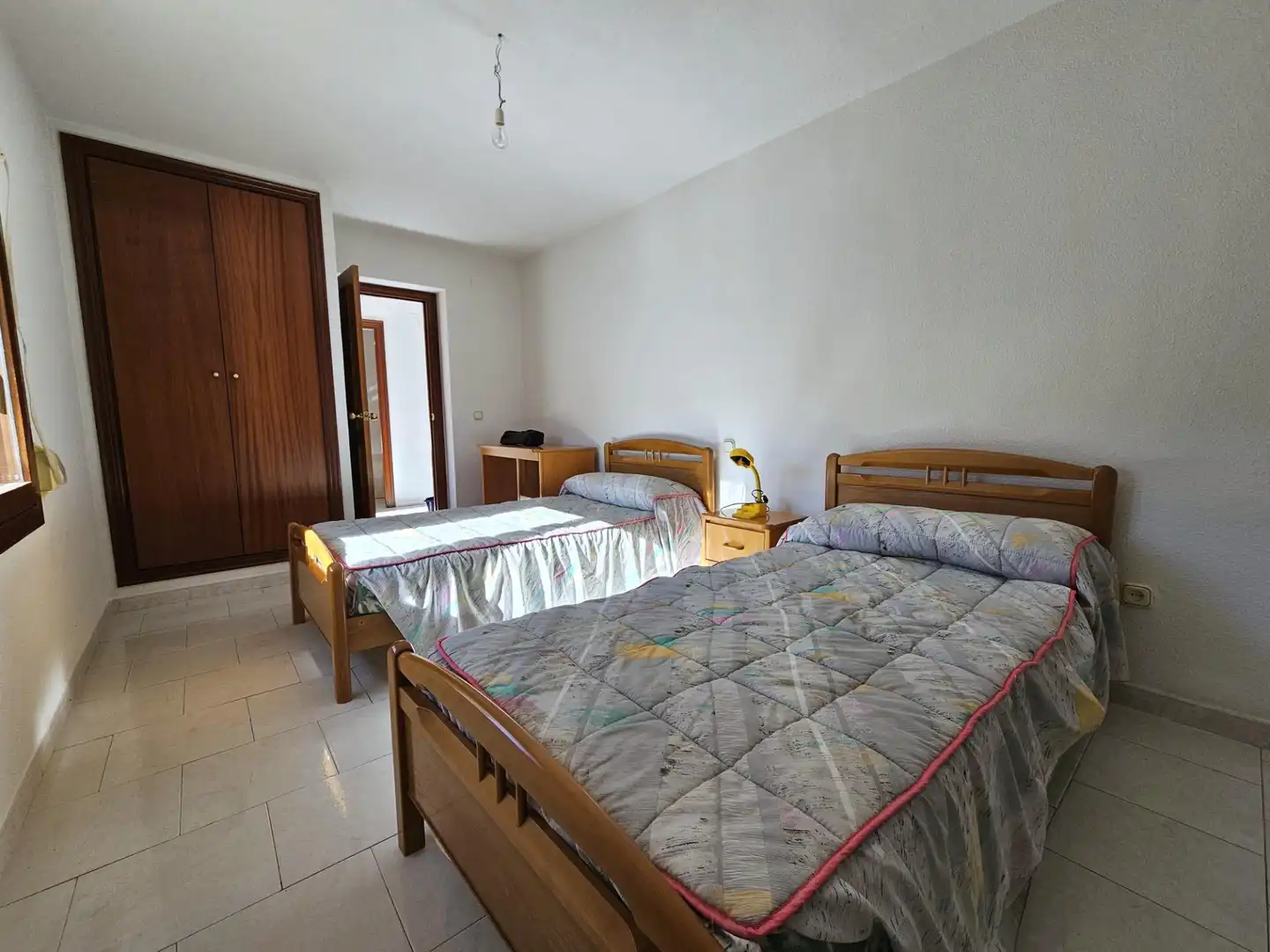 Dormitori de Casa o xalet en venda en Navarredondilla amb Traster i Moblat