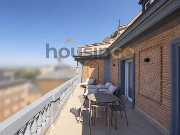 Àtic amb balcó en venda a Arcipreste de Hita