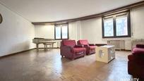 Sala d'estar de Pis en venda en Bilbao  amb Calefacció