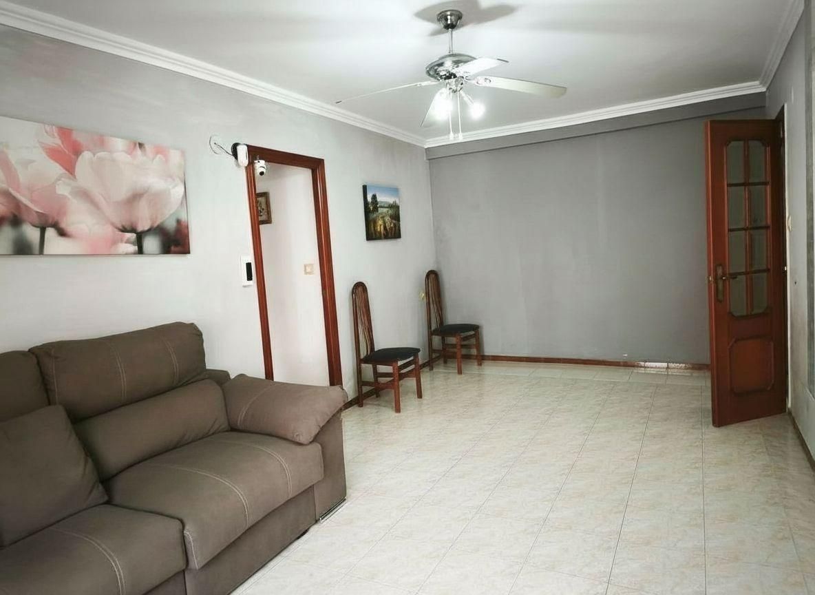 Living room of Flat for sale in  Valencia Capital  with Balcony