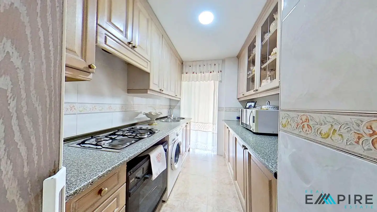 Kitchen of Flat for sale in Getafe  with Heating, Terrace and Storage room