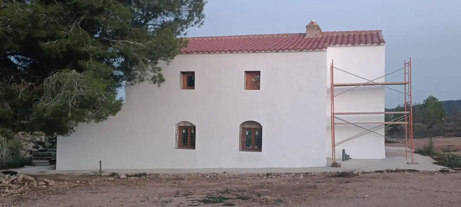 Vista exterior de Finca rústica en venda en El Montmell amb Jardí privat