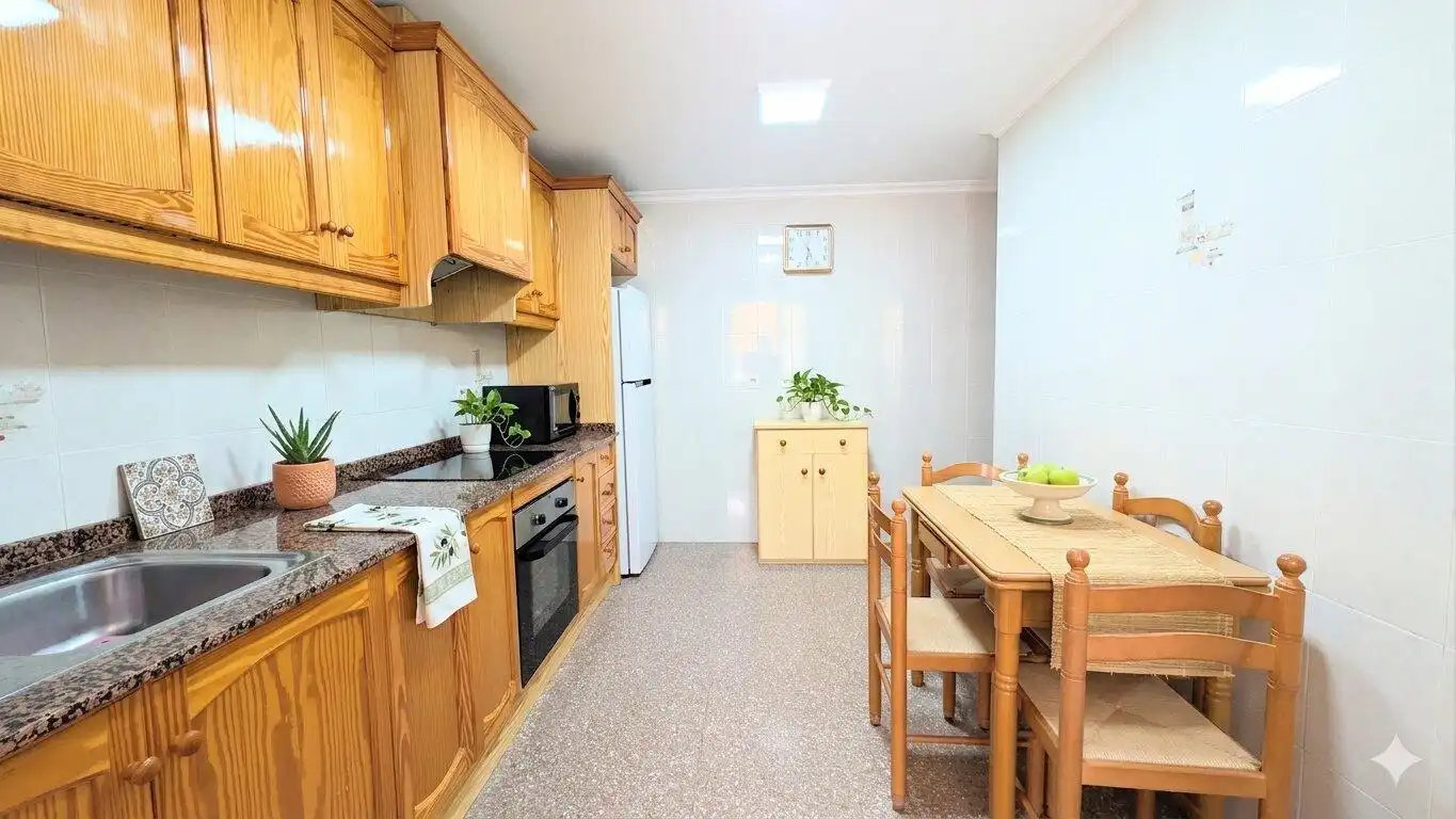 Cocina de Planta baja de alquiler en Elche / Elx con Amueblado