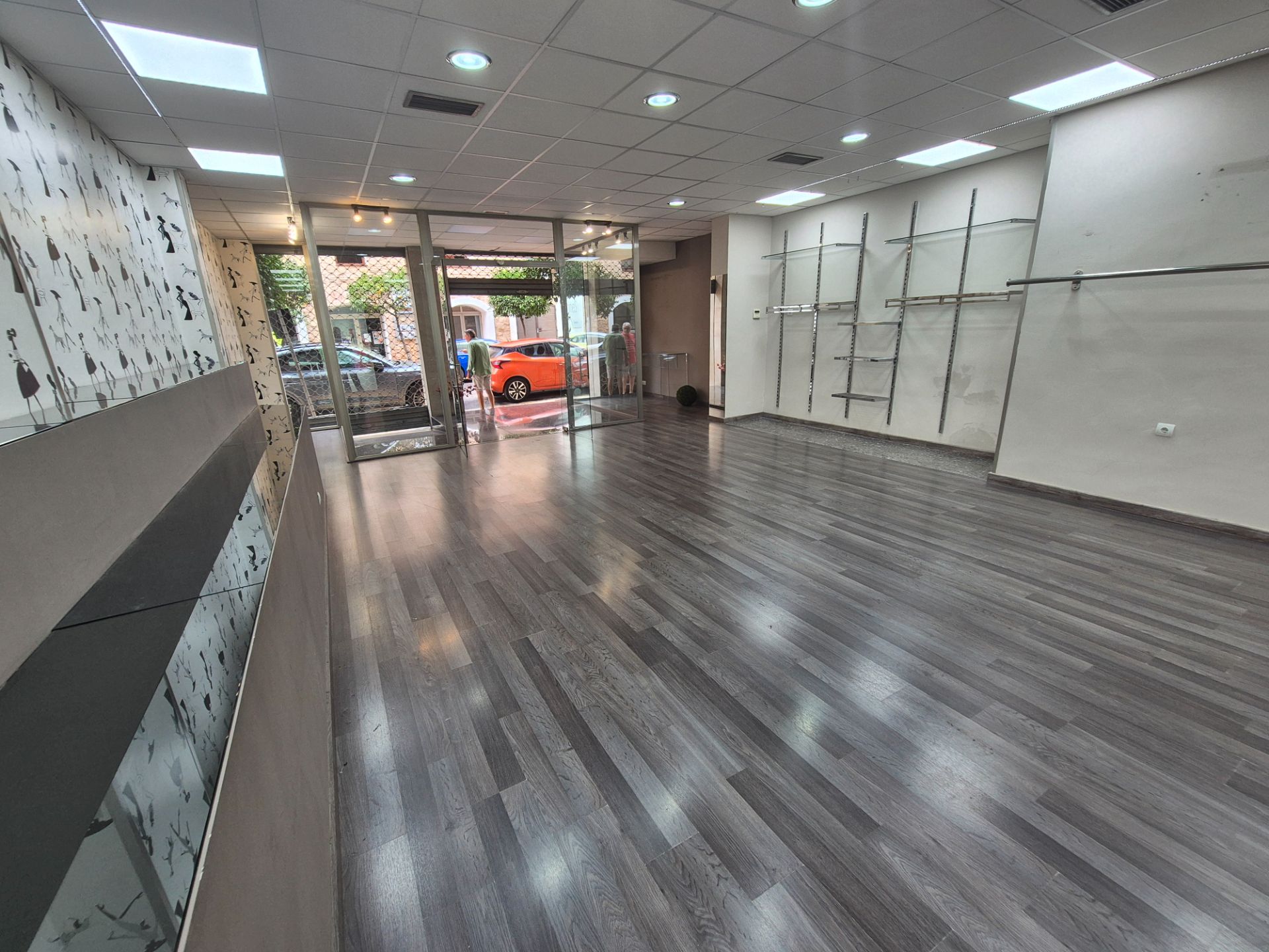 Local en venda en L'Eliana amb Aire condicionat, Calefacció i Parquet