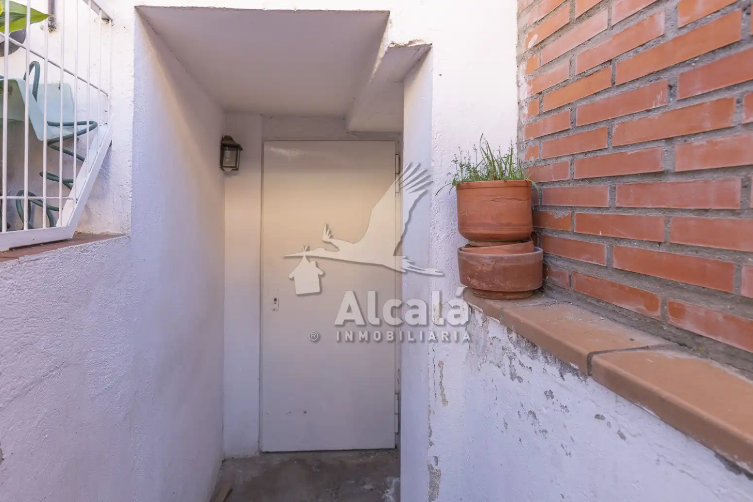 Einfamilien-Reihenhaus zum Verkauf in Alcalá de Henares mit Heizung, Parkett und Schwimmbad