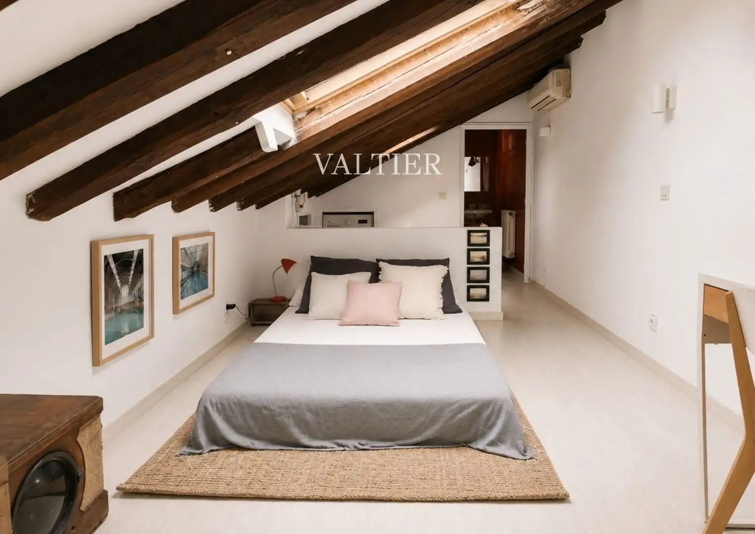 Habitación de Dúplex de alquiler en Madrid con Amueblado