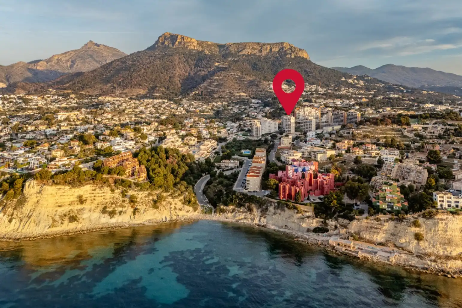 Vista exterior de Apartamento en venta en Calpe / Calp con Terraza y Amueblado