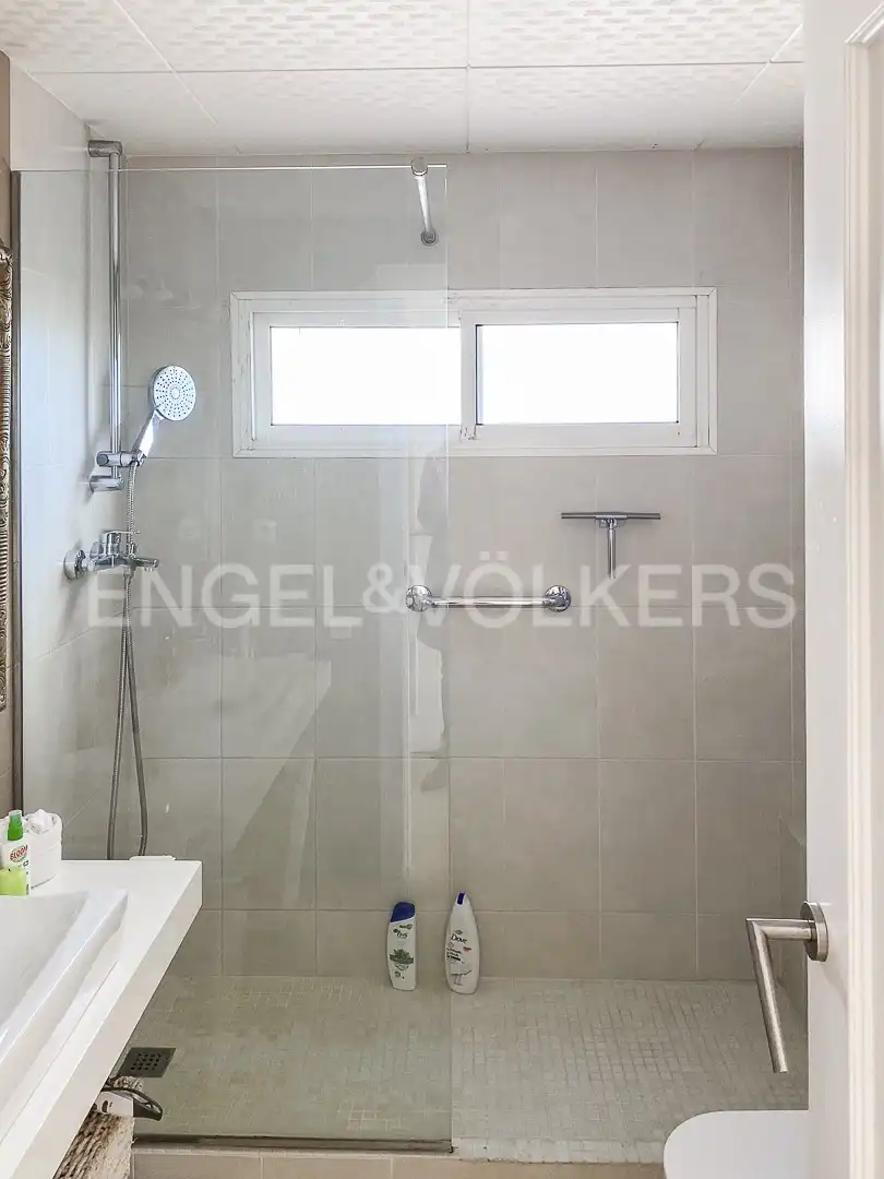 Baño de Casa adosada de alquiler en Sitges con Calefacción, Jardín privado y Terraza