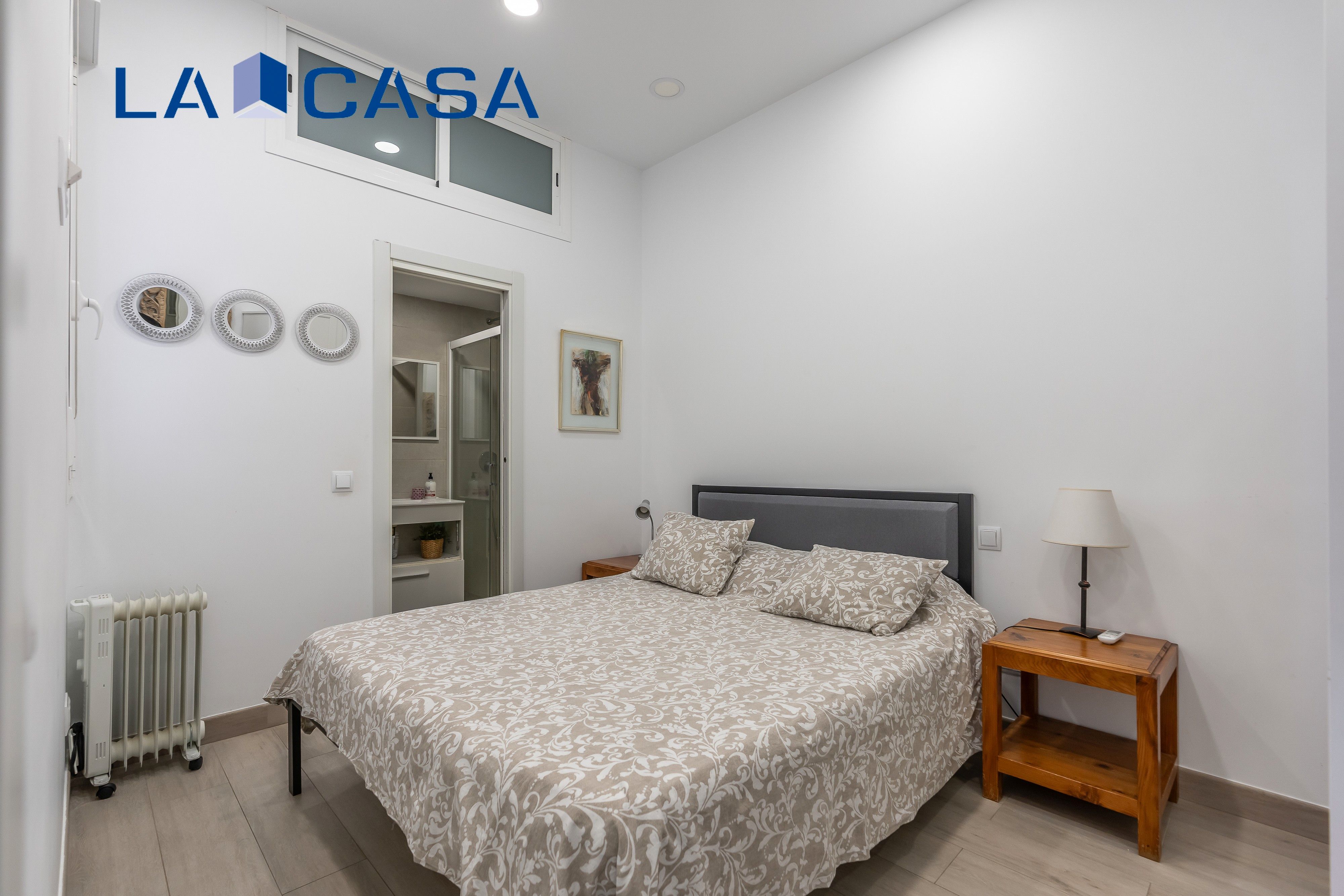 Flat for sale in Calle de Santa Bárbara, Universidad - Malasaña, Centro