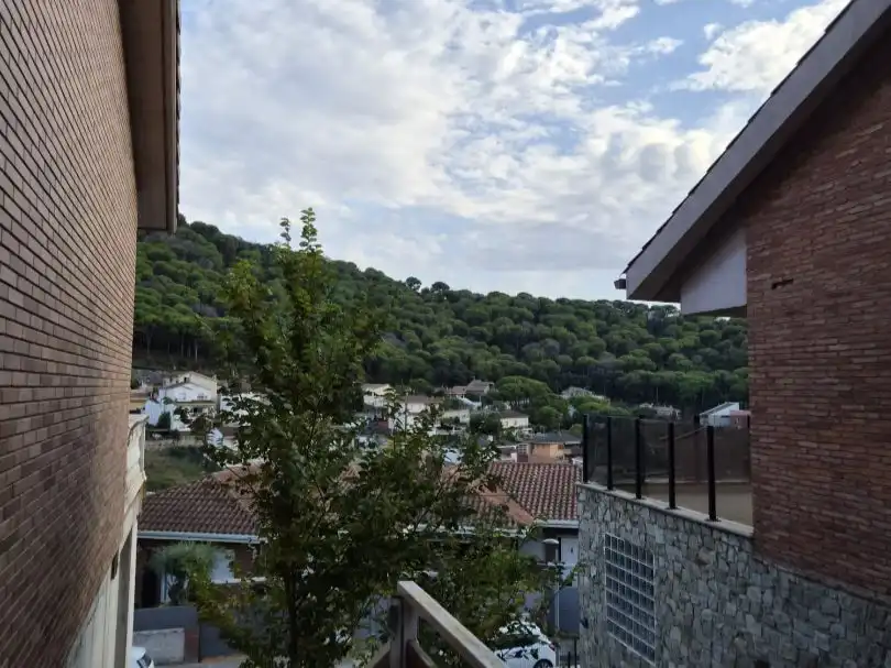 Detached house with garden for sale in Carrer Segrià 25, imagen 6