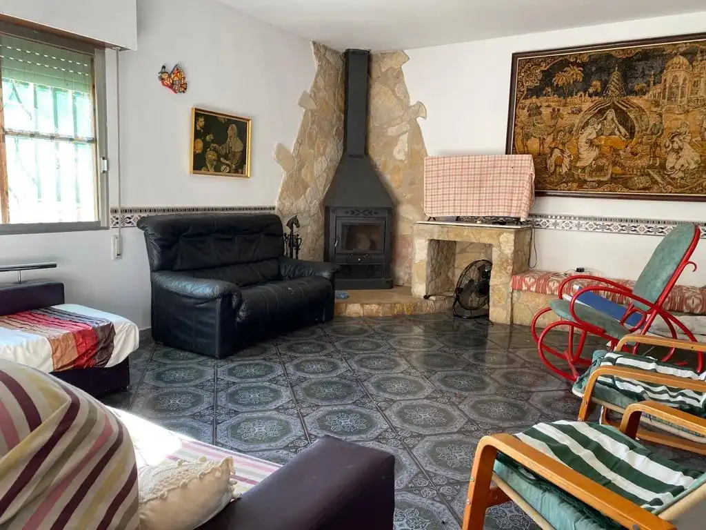 Sala d'estar de Casa o xalet en venda en La Pobla de Tornesa amb Jardí privat, Terrassa i Traster