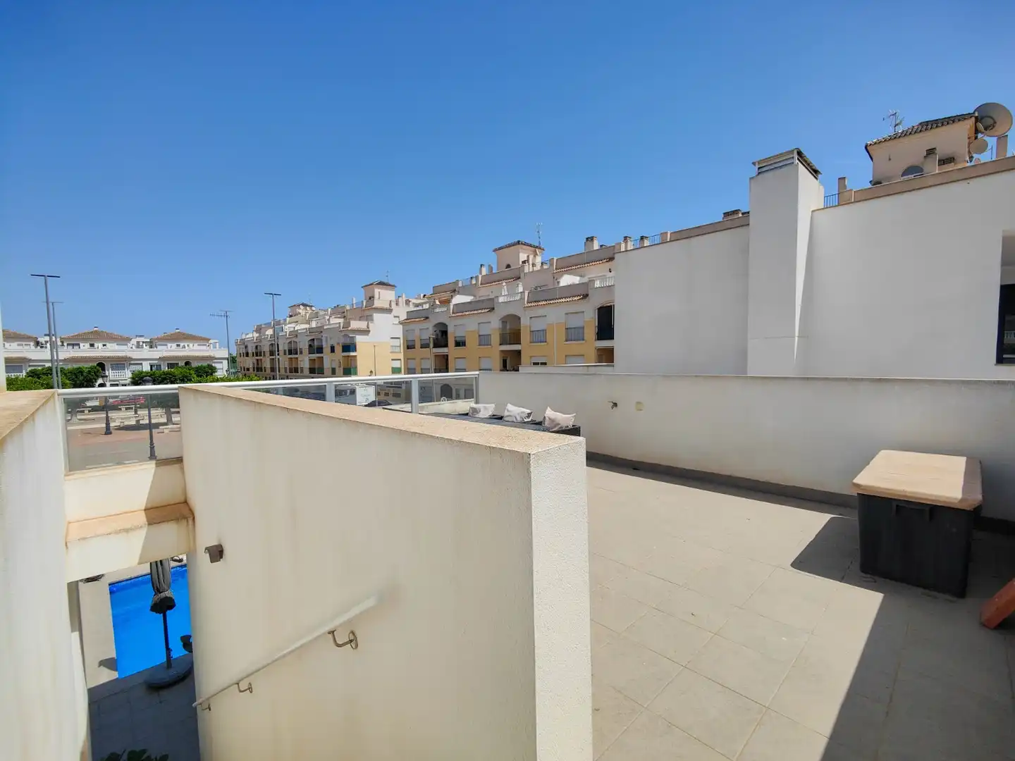 Casa aparellada amb piscina en venda a Formentera del Segura, imagen 57
