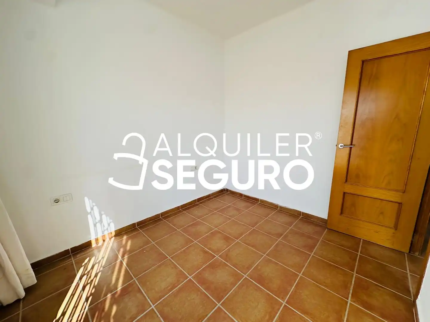 Bedroom of Flat for rent in Valencia  with Air Conditioner
