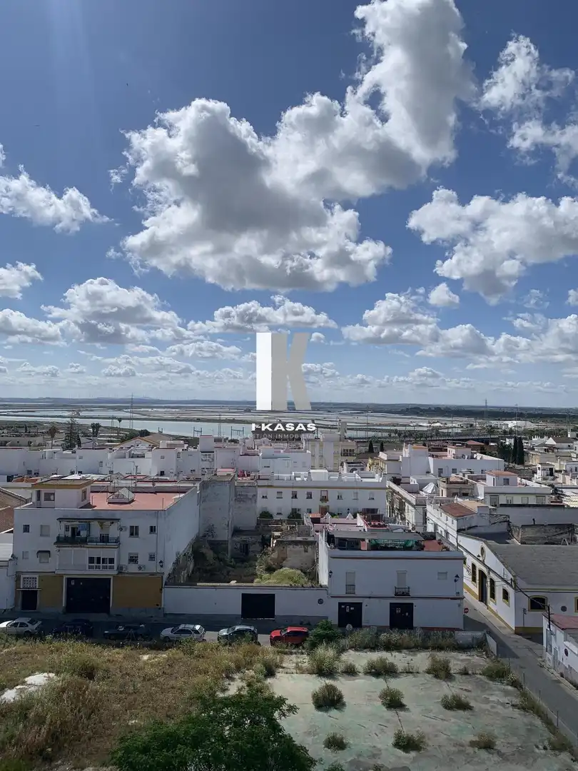 Exterior view of Flat for sale in El Puerto de Santa María  with Air Conditioner, Terrace and Storage room