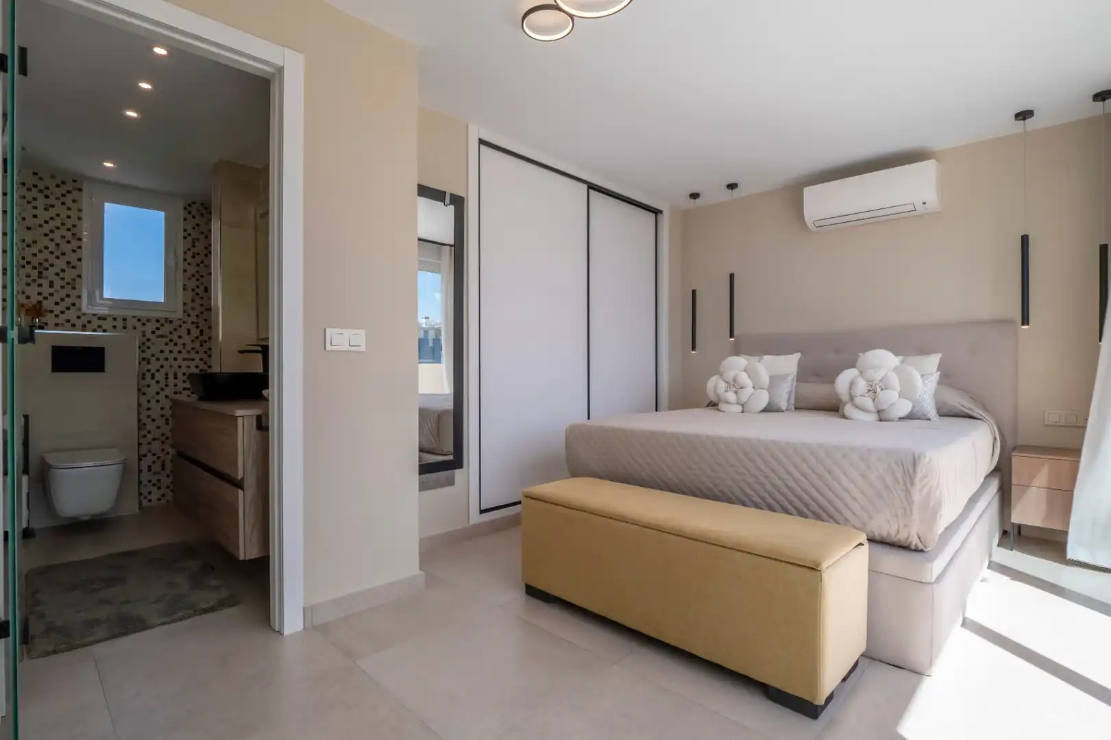 Bedroom of Attic for sale in Calpe / Calp  with Air Conditioner, Heating and Terrace