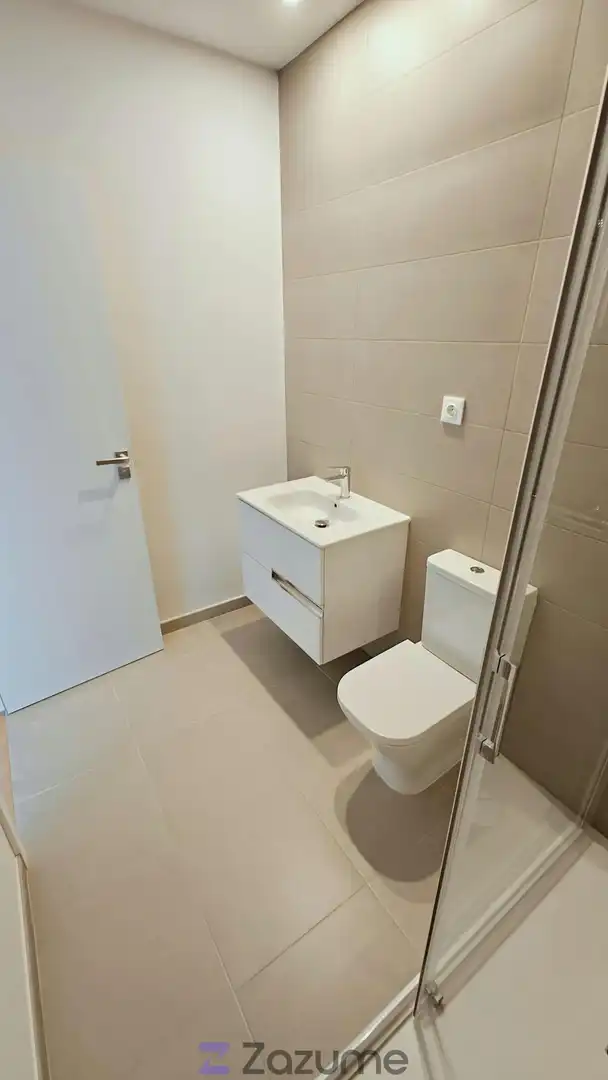 Flat for rent in Calle Haití, Palmas Altas