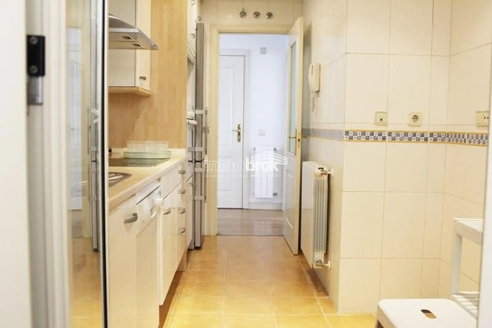 Kitchen of Flat for rent in La Moraleja  with Terrace, Swimming Pool and Community pool