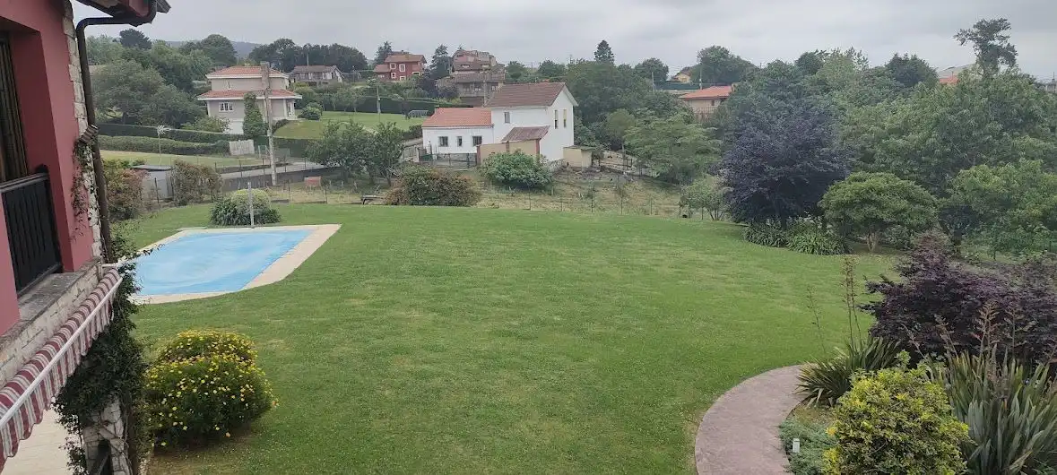 Casa o chalet en venta en Gijón  con Calefacción, Terraza y Trastero