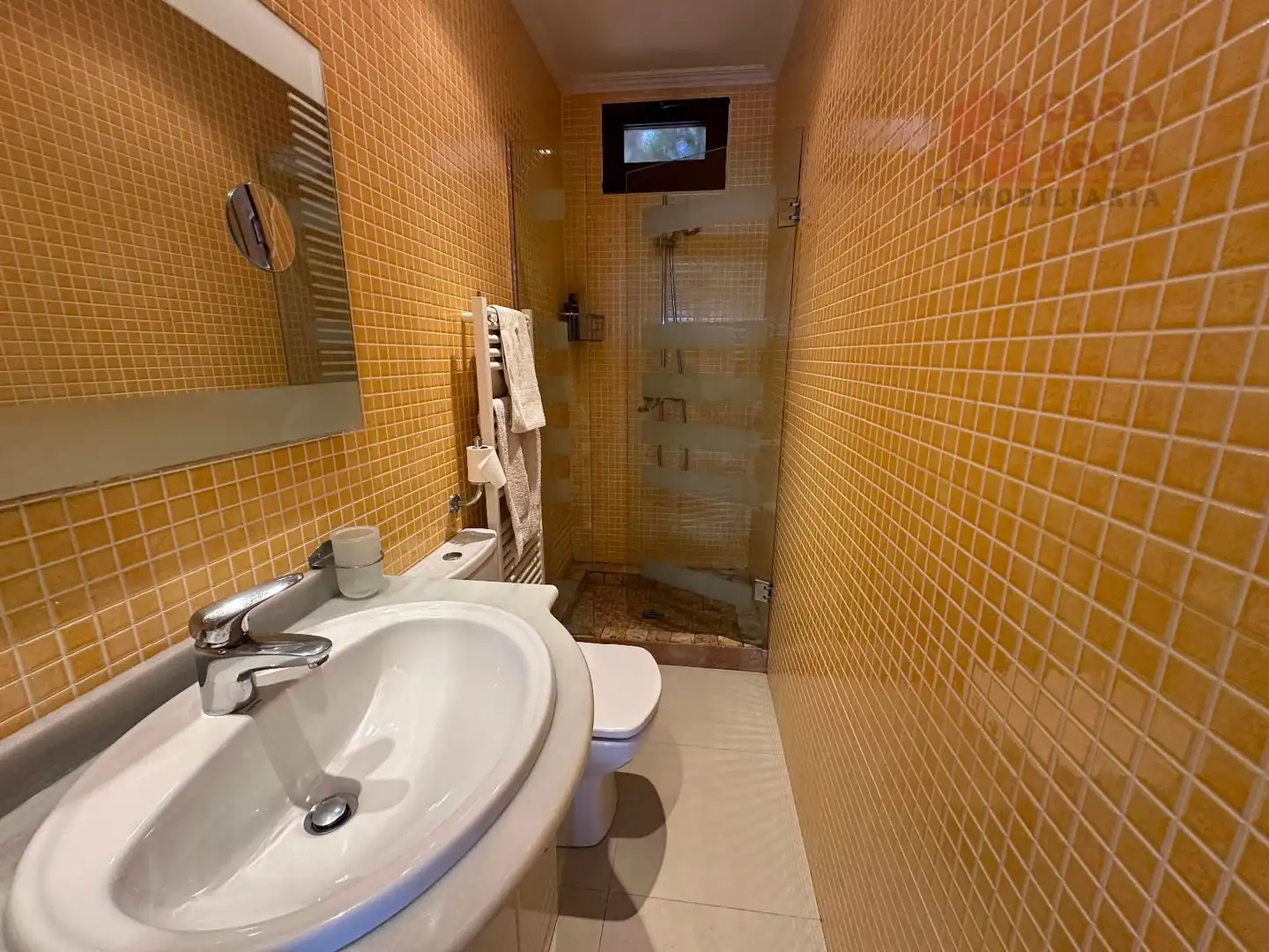 Bathroom of Houses for sale in Cangas   with Air Conditioner, Heating and Terrace