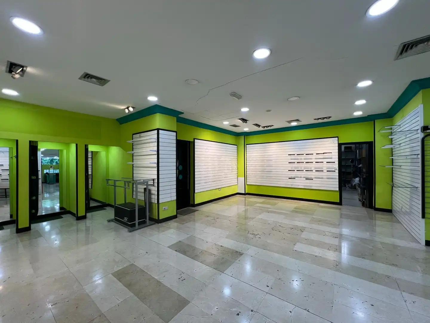 Local comercial en alquiler en Centro