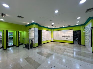 Locale commerciale in affitto a Centro