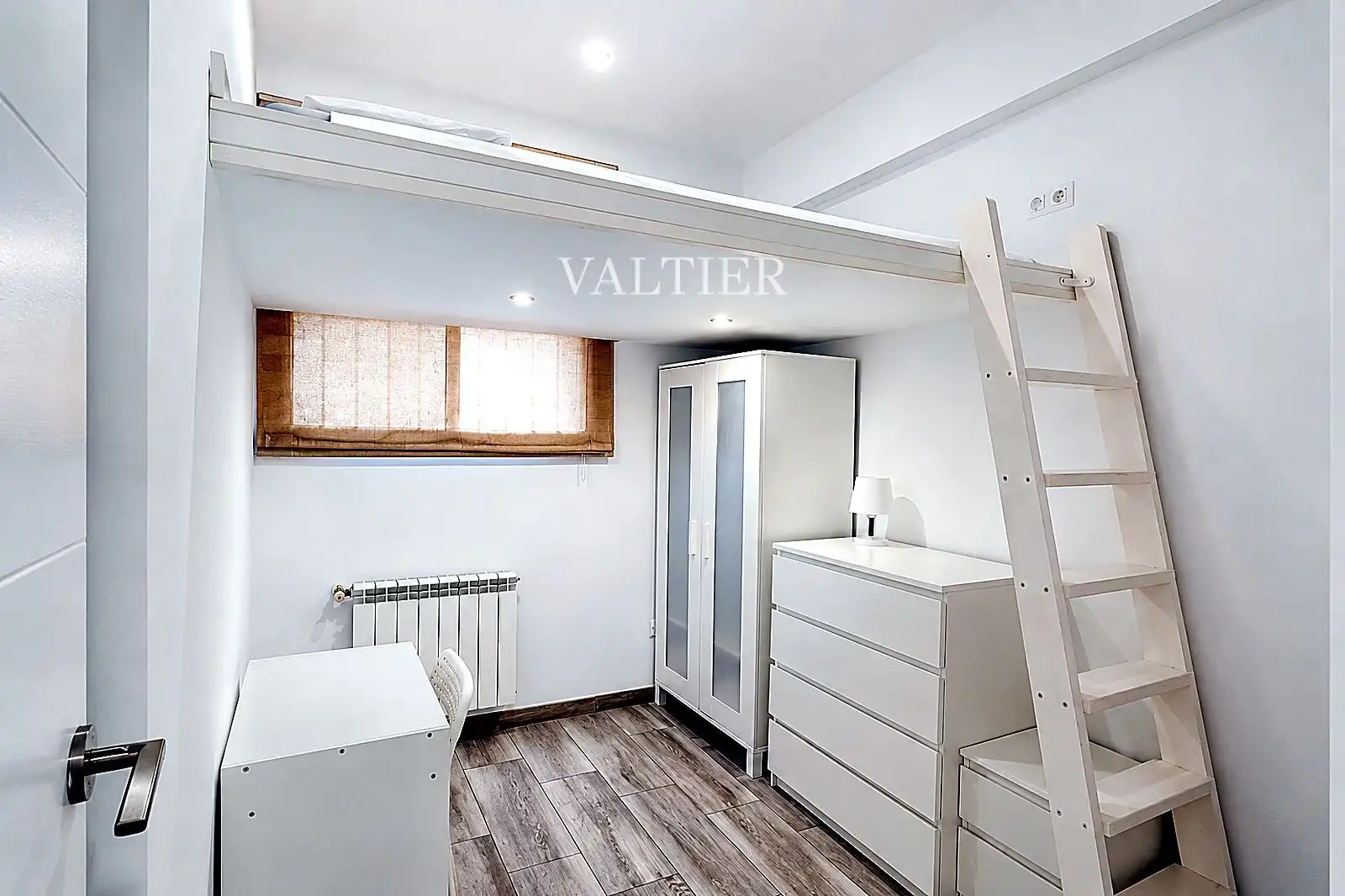 Bedroom of Flat for rent in Madrid  with Furnished