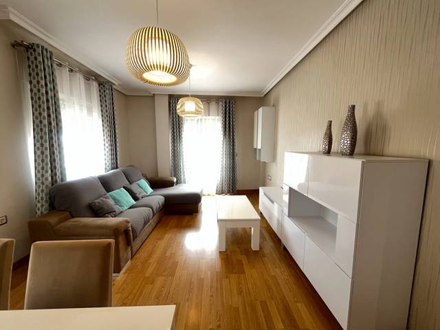 Piso en Alquiler en Calle Salvador Garcia Otón en La Aljorra